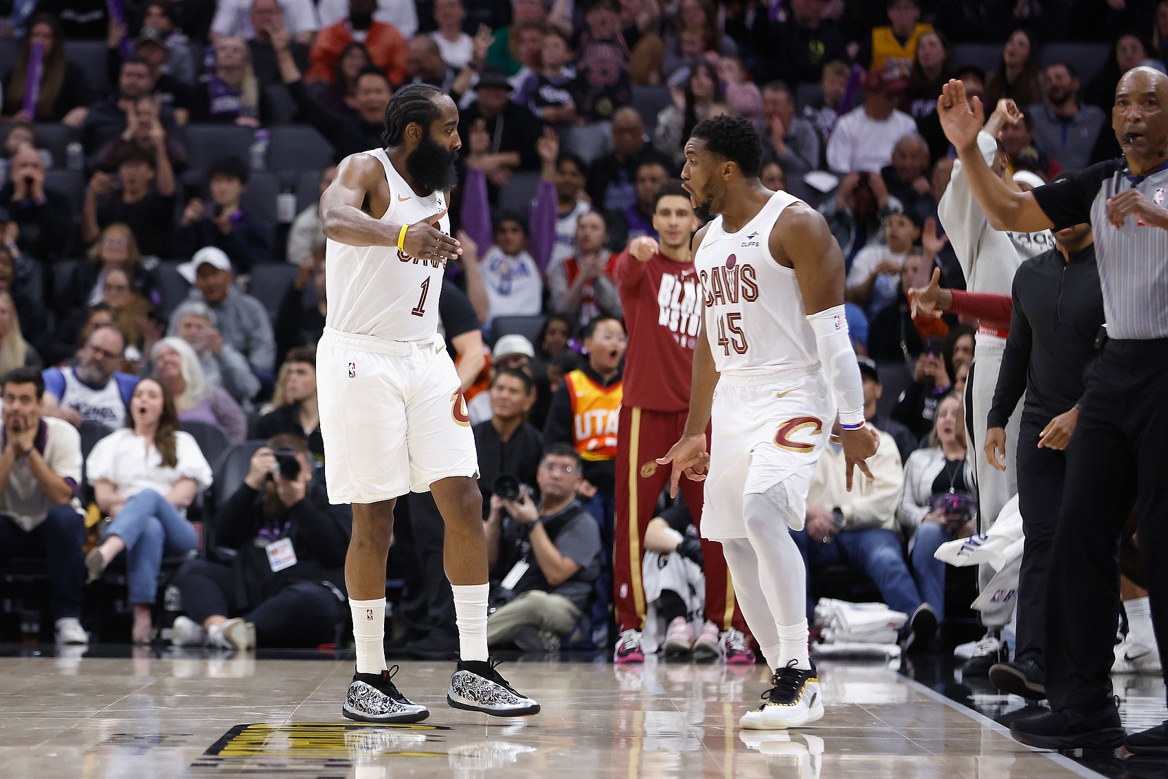 骑士剩余20场赛程难度为东部最轻松 对手累计胜率仅46.3%!